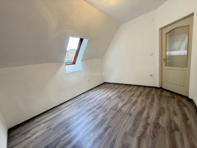 Eladó téglalakás, Budapesten, XIX. kerületben 77.9 M Ft