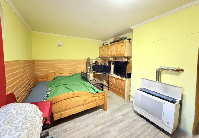 Eladó téglalakás, Budapesten, XI. kerületben, Sárbogárdi úton