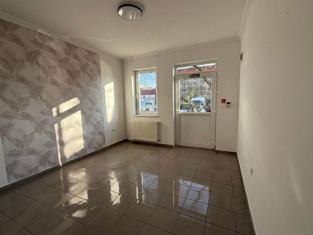 Kiadó üzlethelyiség, Nyíregyházán, Búza utcában 95 E Ft / hó