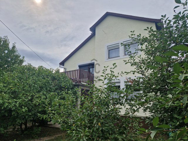 Eladó családi ház, Érden 118 M Ft, 4 szobás