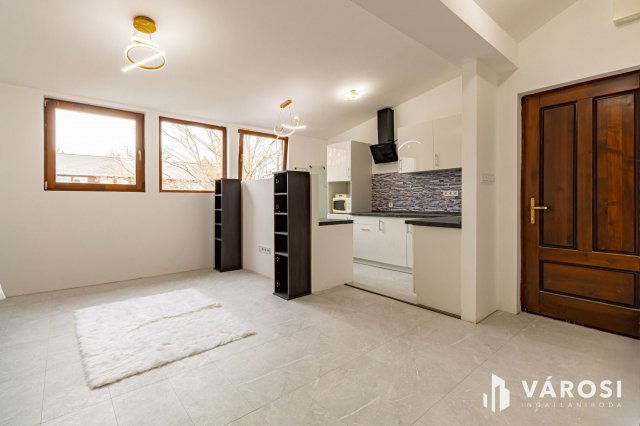 Eladó téglalakás, Pomázon 49.9 M Ft, 1+1 szobás