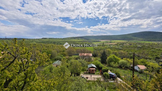 Eladó családi ház, Pomázon, Klisovácz utcában 66 M Ft