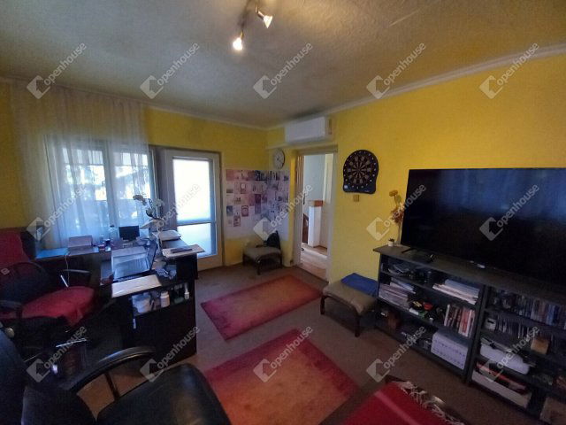 Eladó családi ház, Debrecenben 64.99 M Ft, 3 szobás