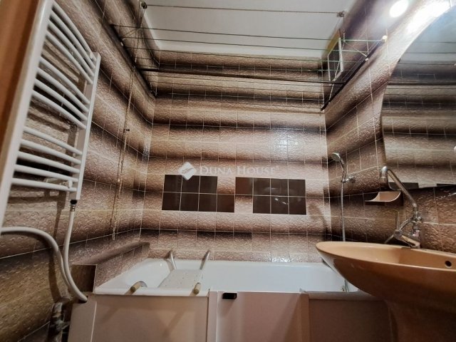 Eladó panellakás, Budapesten, XV. kerületben 67.4 M Ft, 2 szobás