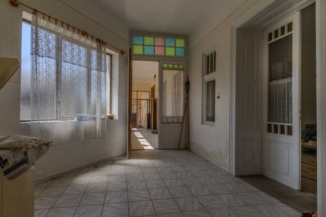 Eladó családi ház, Baján 35 M Ft, 4 szobás