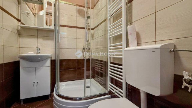 Eladó téglalakás, Szombathelyen 26.9 M Ft, 1 szobás