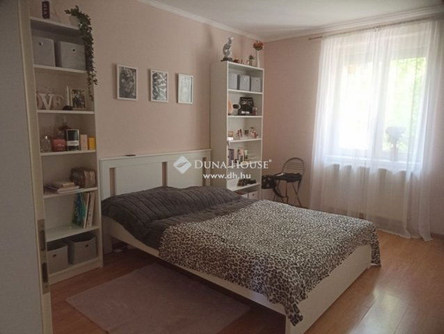 Eladó téglalakás, Teskándon 63 M Ft, 3 szobás