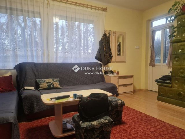 Eladó családi ház, Kőröshegyen 85 M Ft, 7 szobás