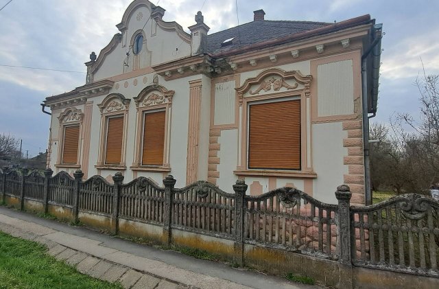 Eladó családi ház, Zalakomáron 33.8 M Ft, 5 szobás