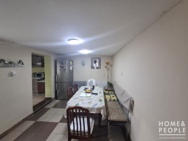 Eladó családi ház, Sándorfalván 45.9 M Ft, 3 szobás