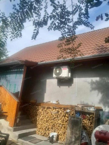 Eladó családi ház, Kecskeméten 28 M Ft, 1 szobás