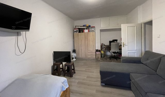 Eladó téglalakás, Tatabányán 41.5 M Ft, 1+1 szobás