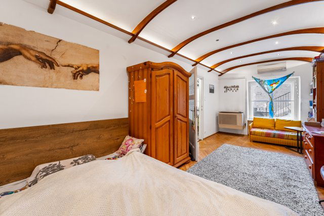 Eladó téglalakás, Budapesten, XIII. kerületben, Kádár utcában