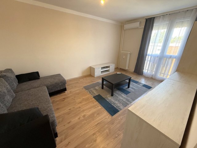 Kiadó téglalakás, albérlet, Pécsett 160 E Ft / hó, 2 szobás