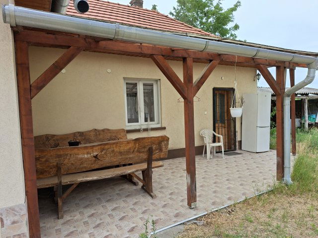 Kiadó családi ház, albérlet, Hernádon 150 E Ft / hó, 2 szobás