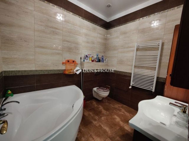 Eladó téglalakás, Budapesten, XIX. kerületben 90 M Ft, 2 szobás