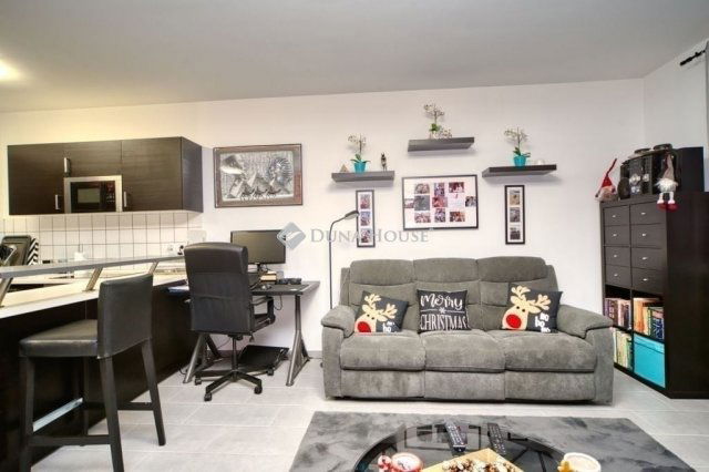 Eladó ikerház, Budapesten, XX. kerületben 129.9 M Ft, 5 szobás