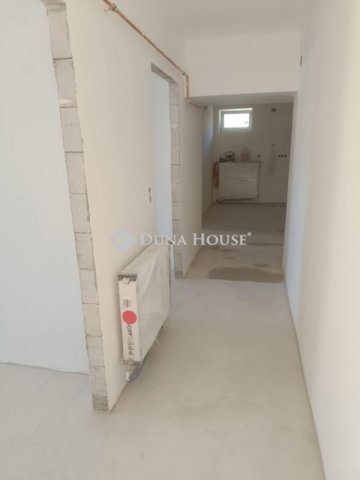 Eladó téglalakás, Hatvanban 59.5 M Ft, 4 szobás