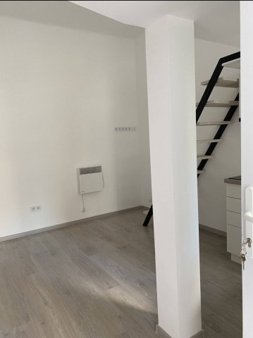 Eladó téglalakás, Budapesten, VII. kerületben 44.5 M Ft