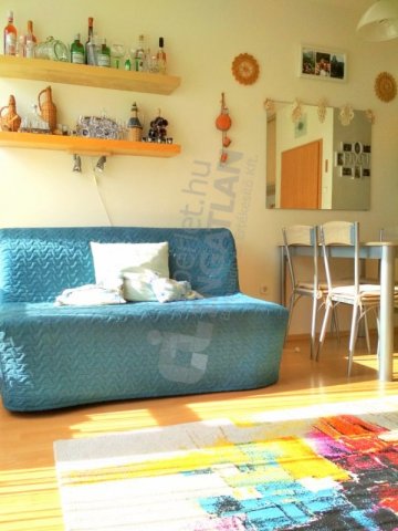 Kiadó téglalakás, albérlet, VIII. kerületben, Kálvária utcában