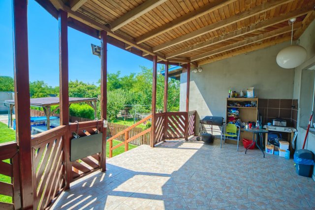 Eladó ikerház, Gyálon 114.9 M Ft, 4+2 szobás