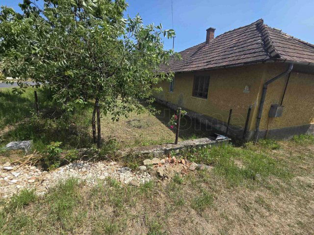 Eladó családi ház, Bánokszentgyörgyön 8.5 M Ft, 2+2 szobás