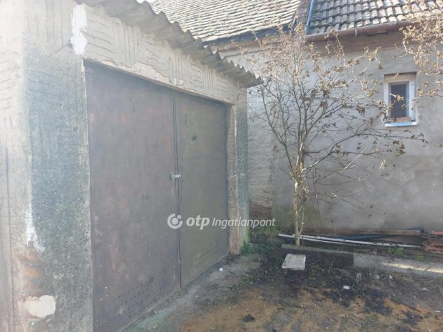 Eladó családi ház, Kacsótán 15.9 M Ft, 2+1 szobás