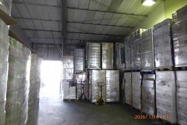 Kiadó ipari ingatlan, Pécsett 125 E Ft / hó, 1 szobás