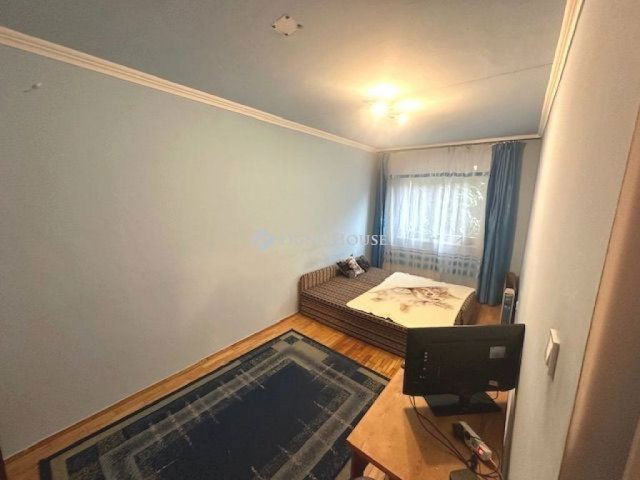 Eladó panellakás, Debrecenben 57.5 M Ft, 2 szobás