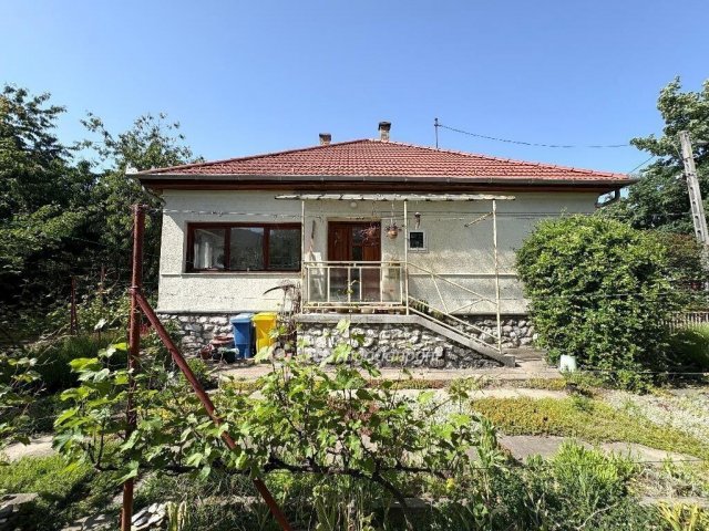 Eladó családi ház, Miskolcon 49.9 M Ft, 3 szobás