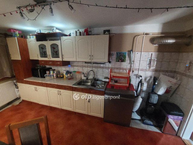 Eladó családi ház, Tiszakécskén 48 M Ft, 3 szobás