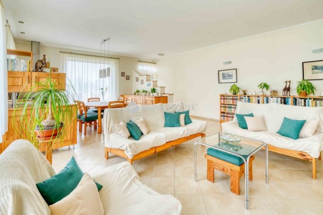 Eladó családi ház, Tárnokon 141.9 M Ft, 4 szobás