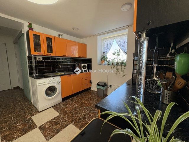 Eladó mezogazdasagi ingatlan, Dabason 47.5 M Ft, 3 szobás