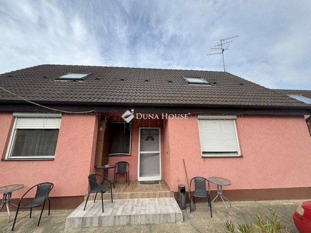 Eladó családi ház, Levélen 75.9 M Ft, 6 szobás