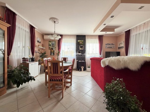 Eladó ikerház, Toronyon 74.99 M Ft, 3 szobás