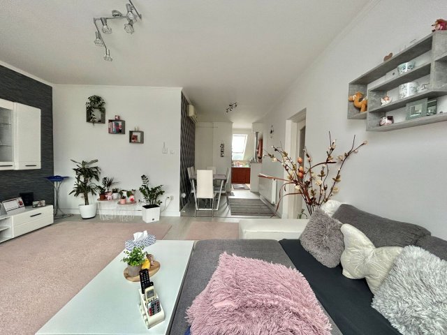 Eladó téglalakás, Nyíregyházán 69 M Ft, 2+1 szobás