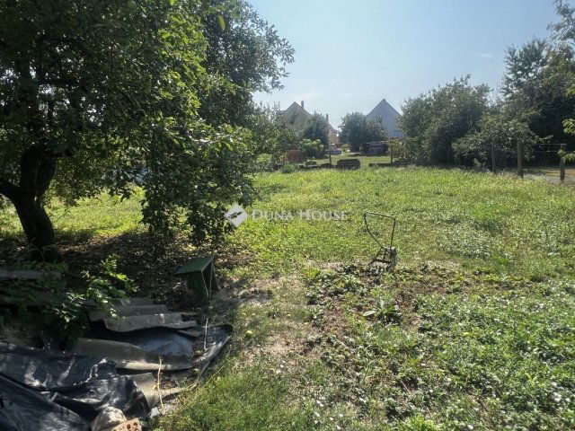 Eladó családi ház, Sárosdon 21.9 M Ft, 3 szobás