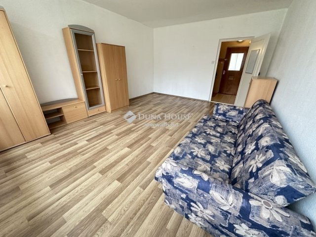 Eladó panellakás, Budapesten, X. kerületben 42 M Ft, 1 szobás