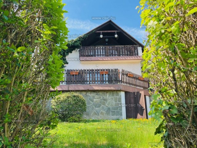 Eladó családi ház, Tahitótfalun 65 M Ft, 3 szobás