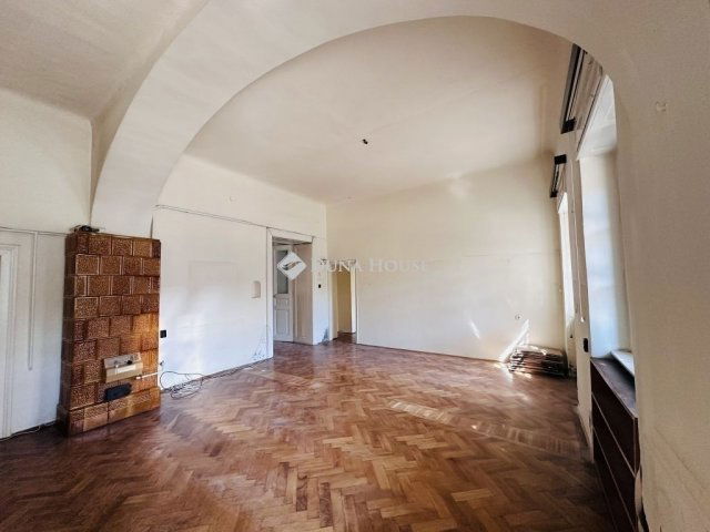 Eladó téglalakás, Szegeden 79.9 M Ft, 3+2 szobás