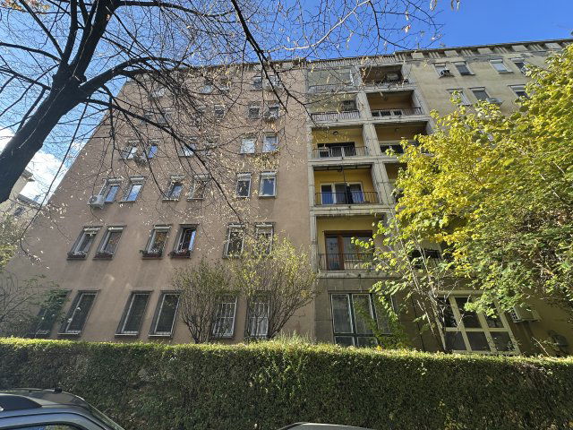 Eladó téglalakás, Budapesten, XI. kerületben, Erőmű utcában