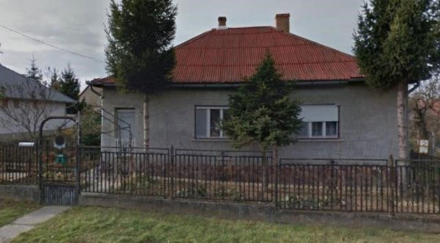 Eladó családi ház, Kaposváron 30 M Ft, 3 szobás