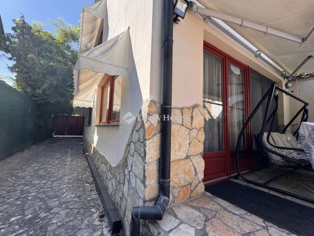 Eladó családi ház, Budapesten, III. kerületben 149.9 M Ft