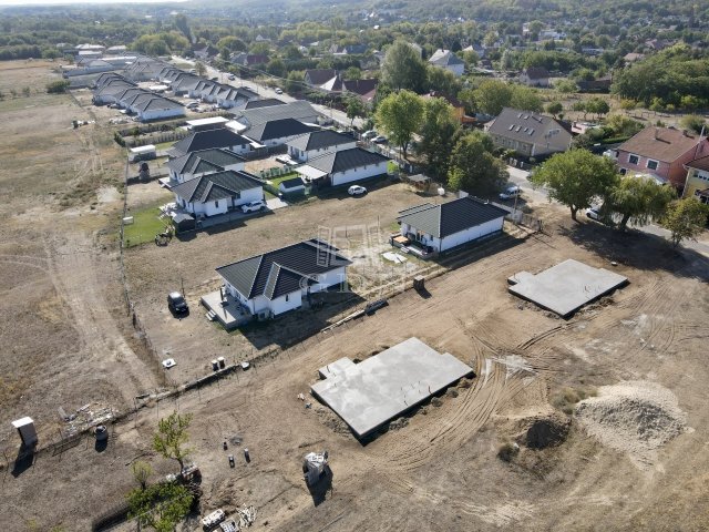 Eladó családi ház, Sülysápon 79.99 M Ft, 4 szobás