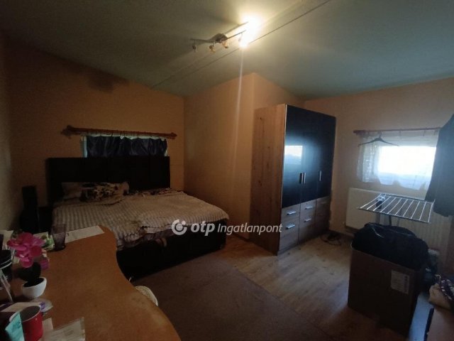 Eladó ikerház, Érden 95 M Ft, 4 szobás / költözzbe.hu