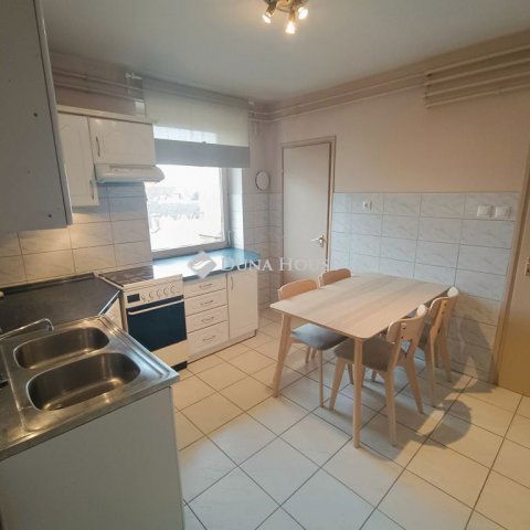 Kiadó téglalakás, albérlet, Kecskeméten, Vágó utcában