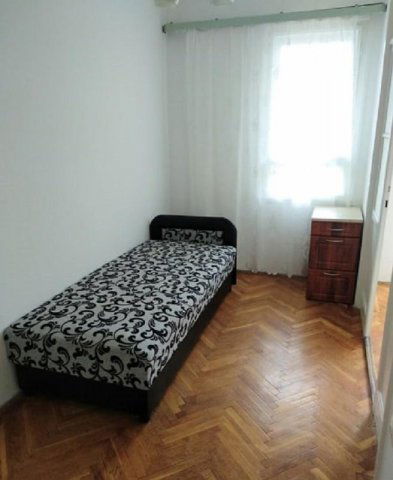 Kiadó téglalakás, albérlet, Debrecenben 200 E Ft / hó