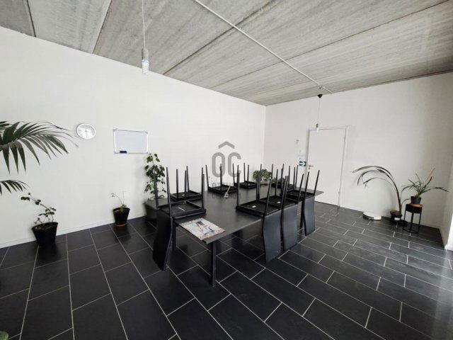 Kiadó iroda, Szigethalmon 800 E Ft / hó / költözzbe.hu