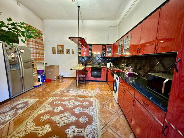 Eladó téglalakás, Budapesten, XIII. kerületben 130 M Ft