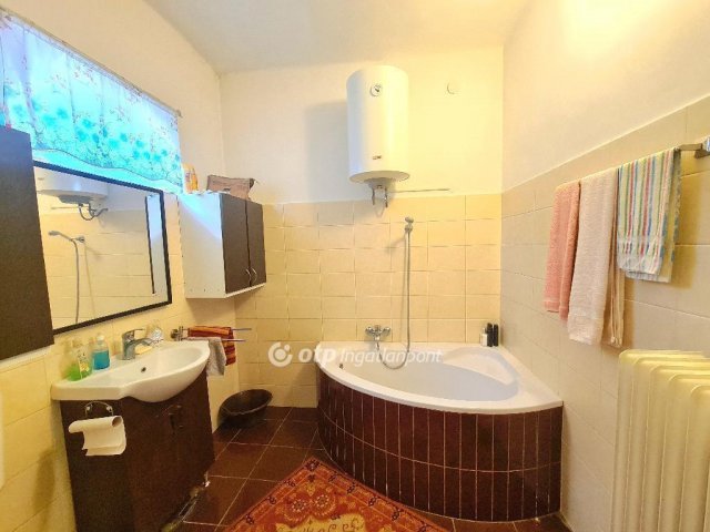 Eladó családi ház, Budapesten, XVIII. kerületben 69 M Ft